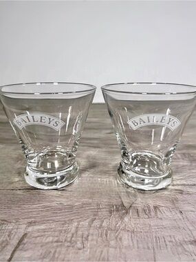 Vintage Baileys Irish Cream Flared Rocks Glasses Tapered Tumblers Set of 2
